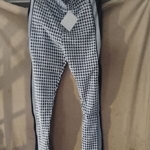 Connection 18 Leggings. Extra Stretch Size Large